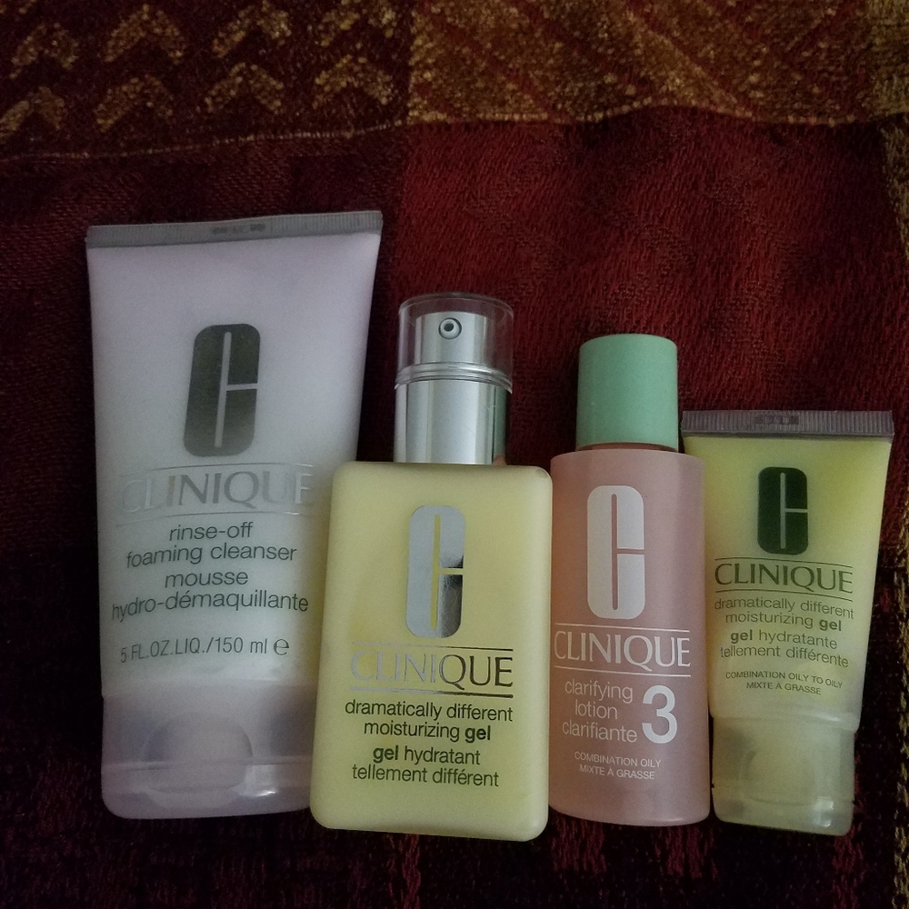 Clinique Set.